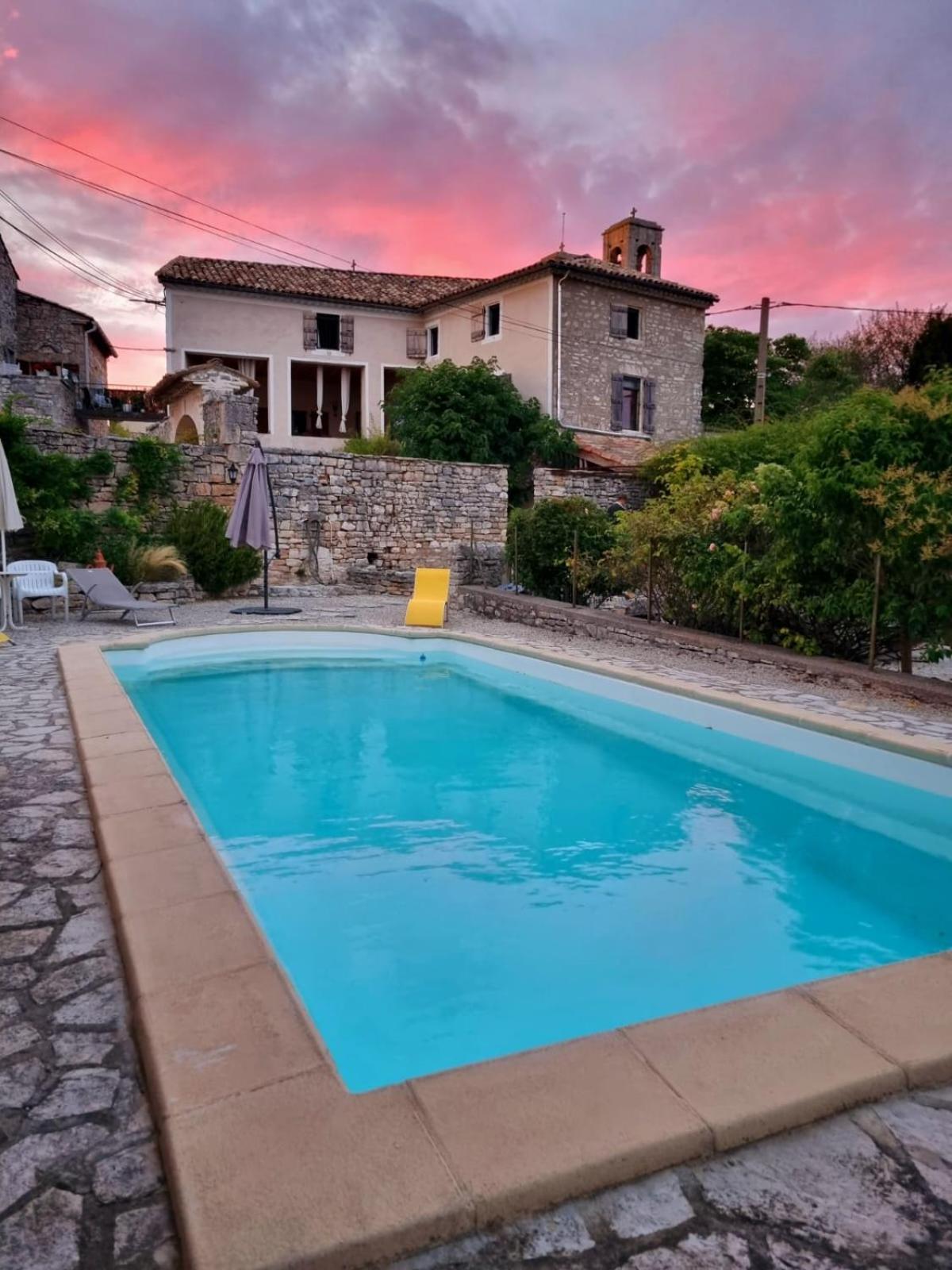 Une Nuit Au Village - Chambre D'Hotes De Charme Orgnac-lʼAven Exterior foto