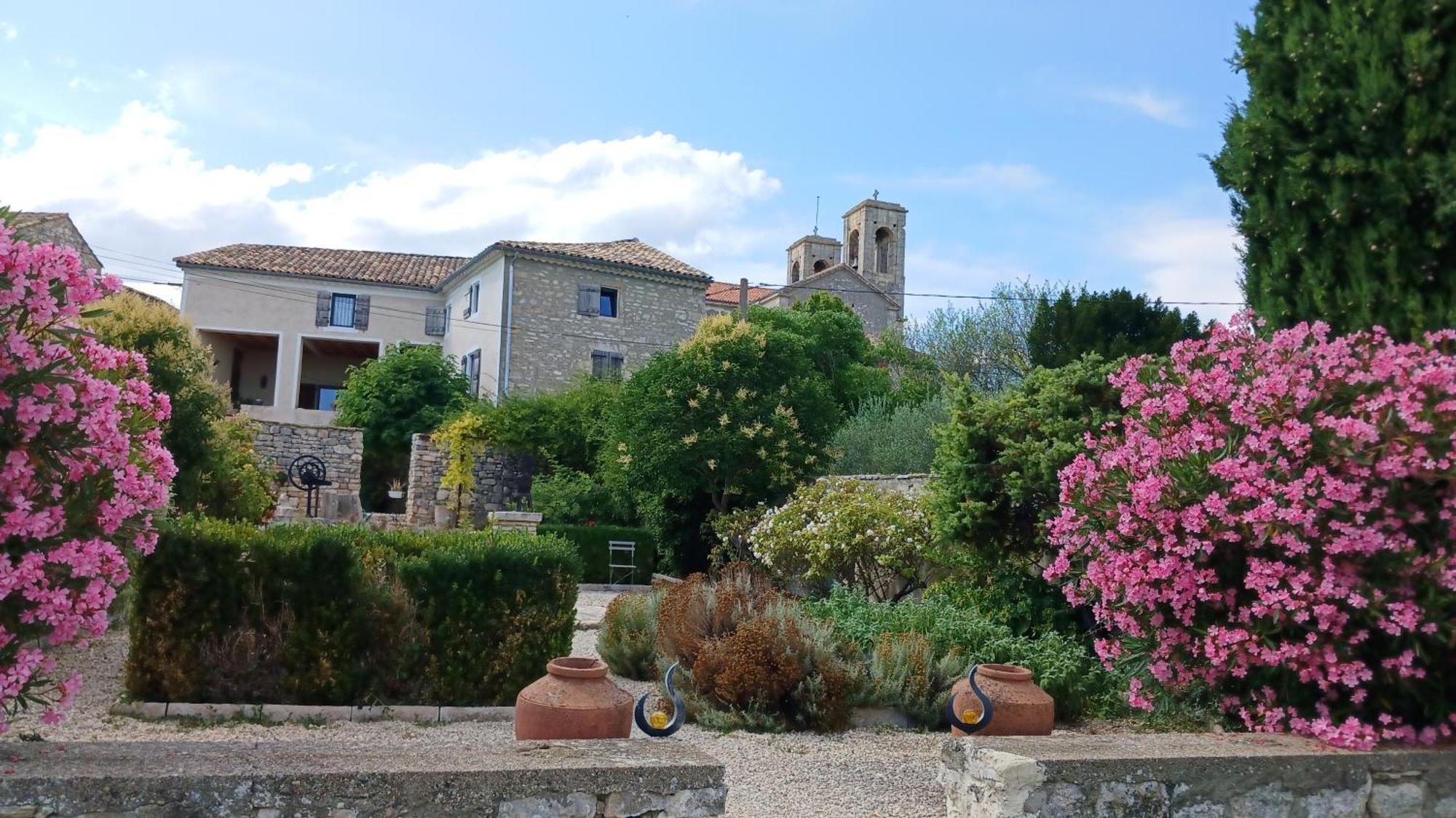 Une Nuit Au Village - Chambre D'Hotes De Charme Orgnac-lʼAven Exterior foto